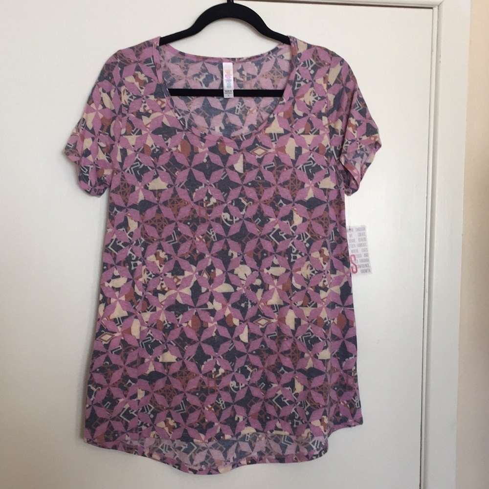 S LuLaRoe Classic Tee H02 11